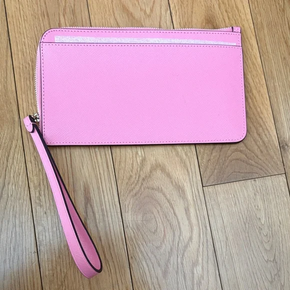 kate spade Pink Leather Wristlet Clutch/Wallet - Never Used - Picture 3 of 5